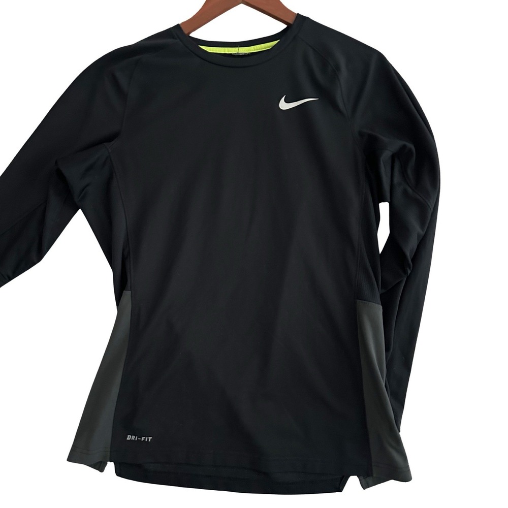 Nike Dri-FIT Men's M Black Gray Panel Long Sleeve Training Shirt 677638-010